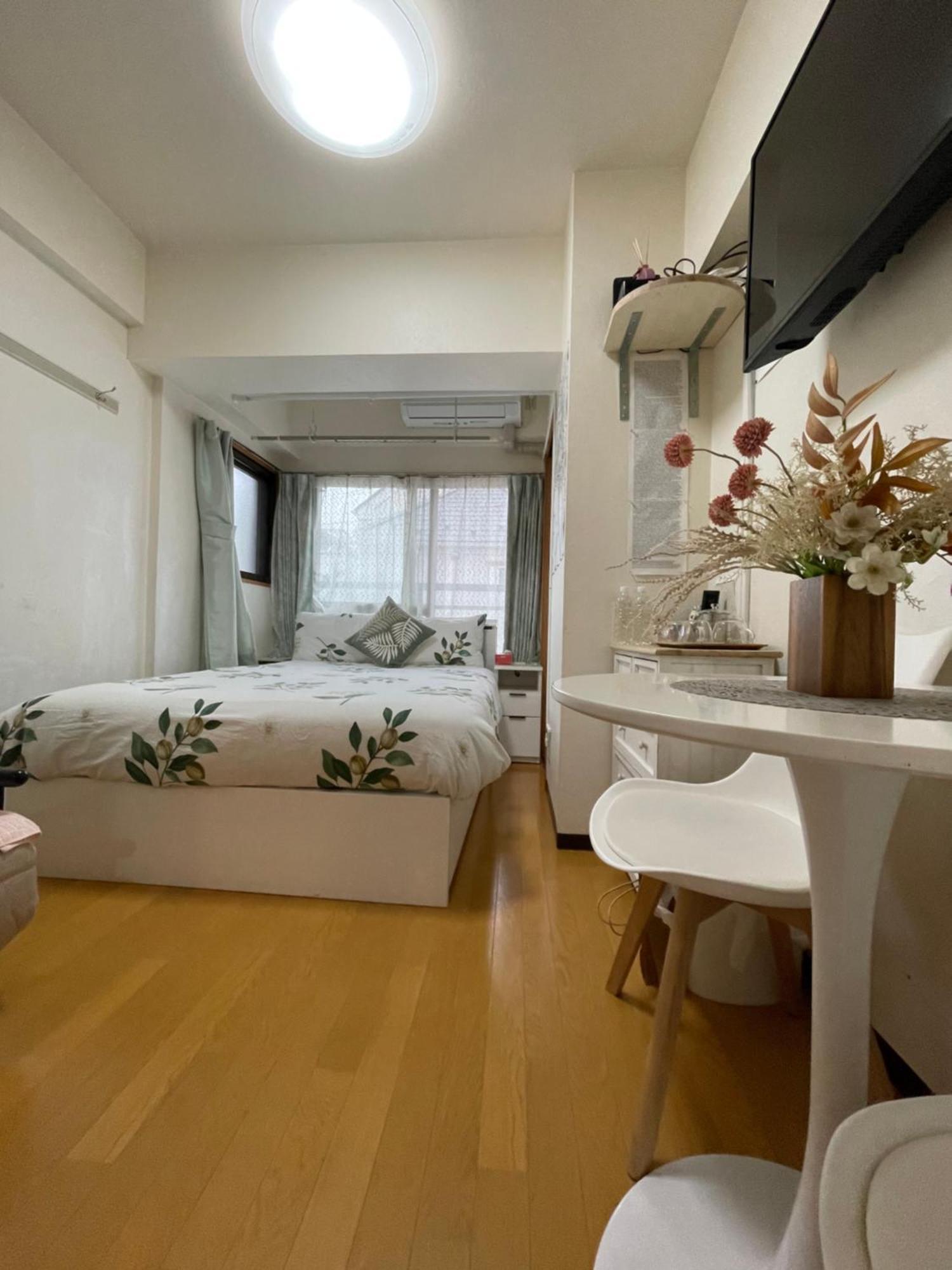 新宿安靜の家-A Quiet Home In Shinjuku - A 26 Square Meter Double Bed Room That Feels Like Home Tokio Zewnętrze zdjęcie